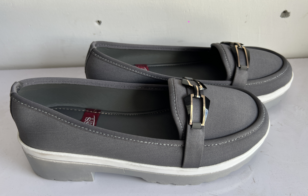 Women’s Platform Lug-Sole grey Loafers
