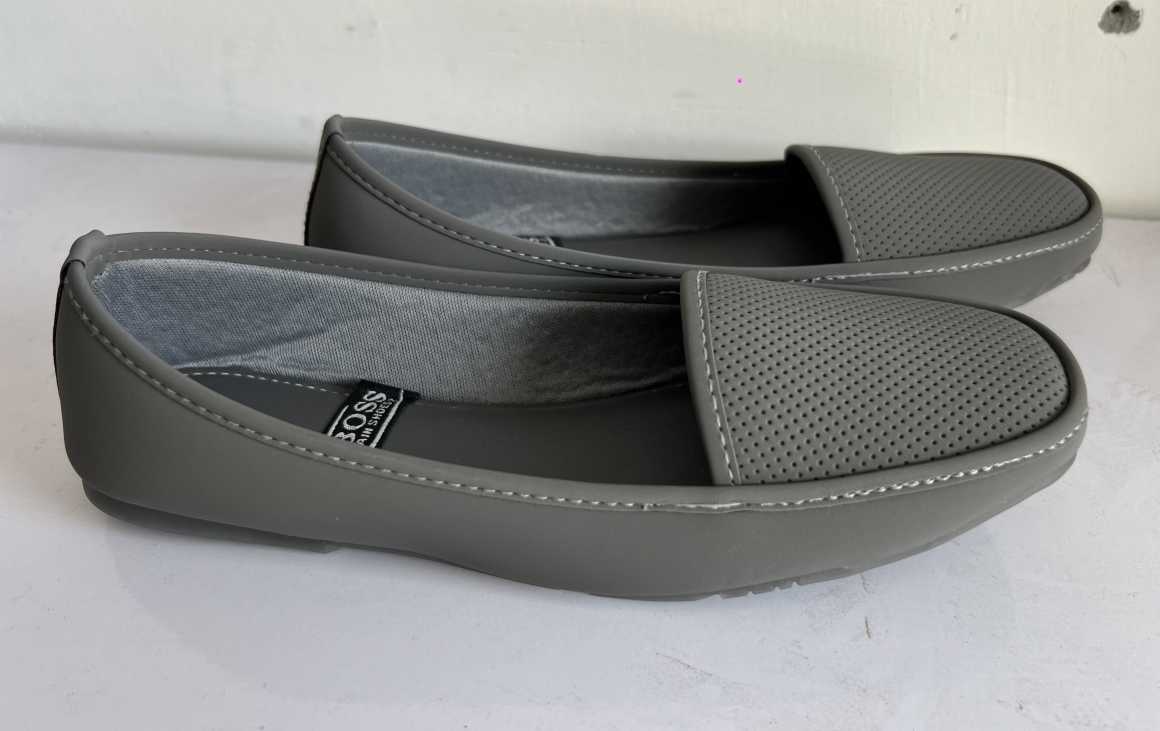 Metal Accent Pointed Flats