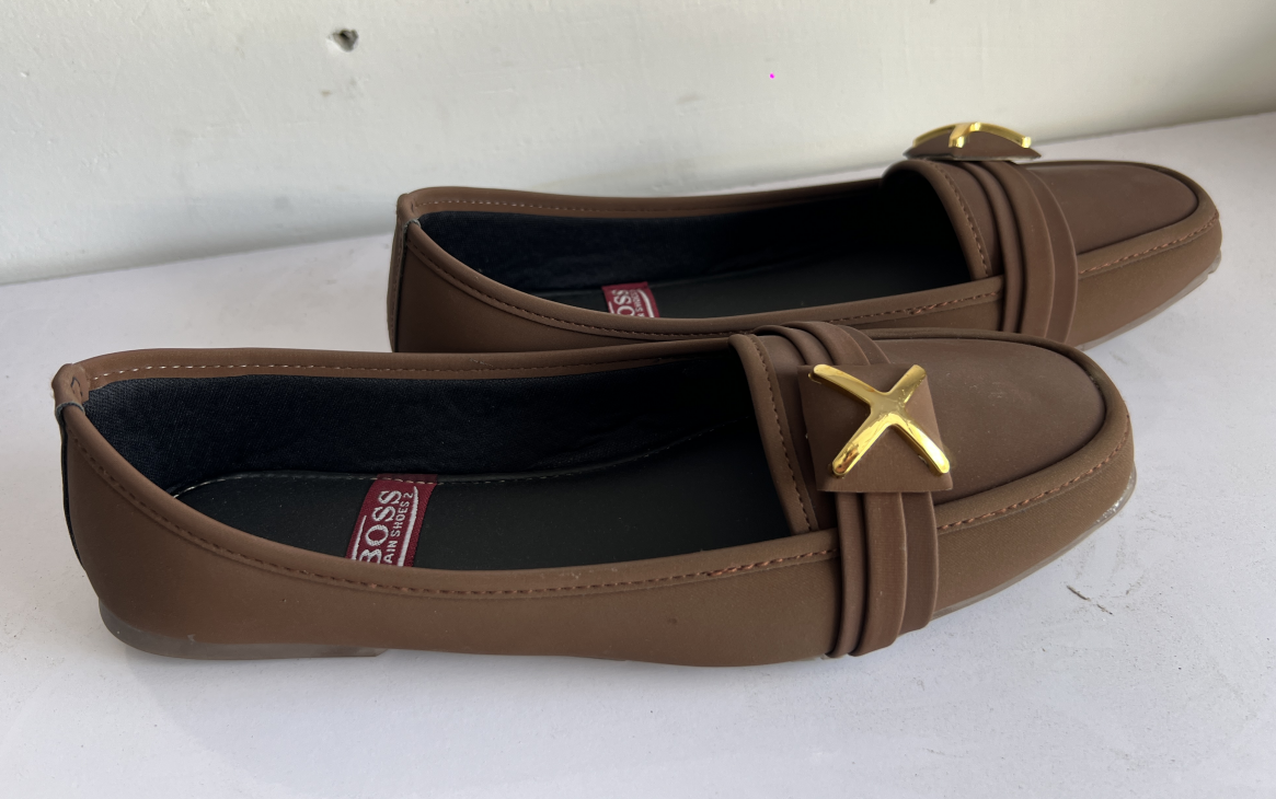 Womens Brown Classic Minimal Pointed-Toe Comfort Flats