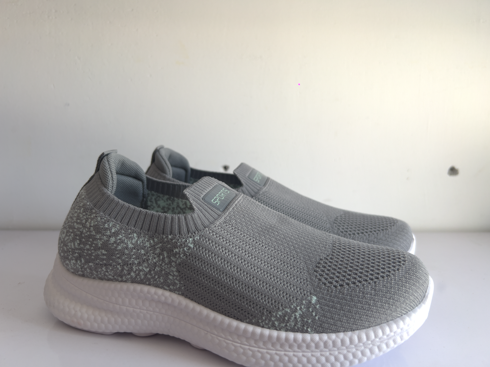 women grey slip on sneakers | Ouchi wears