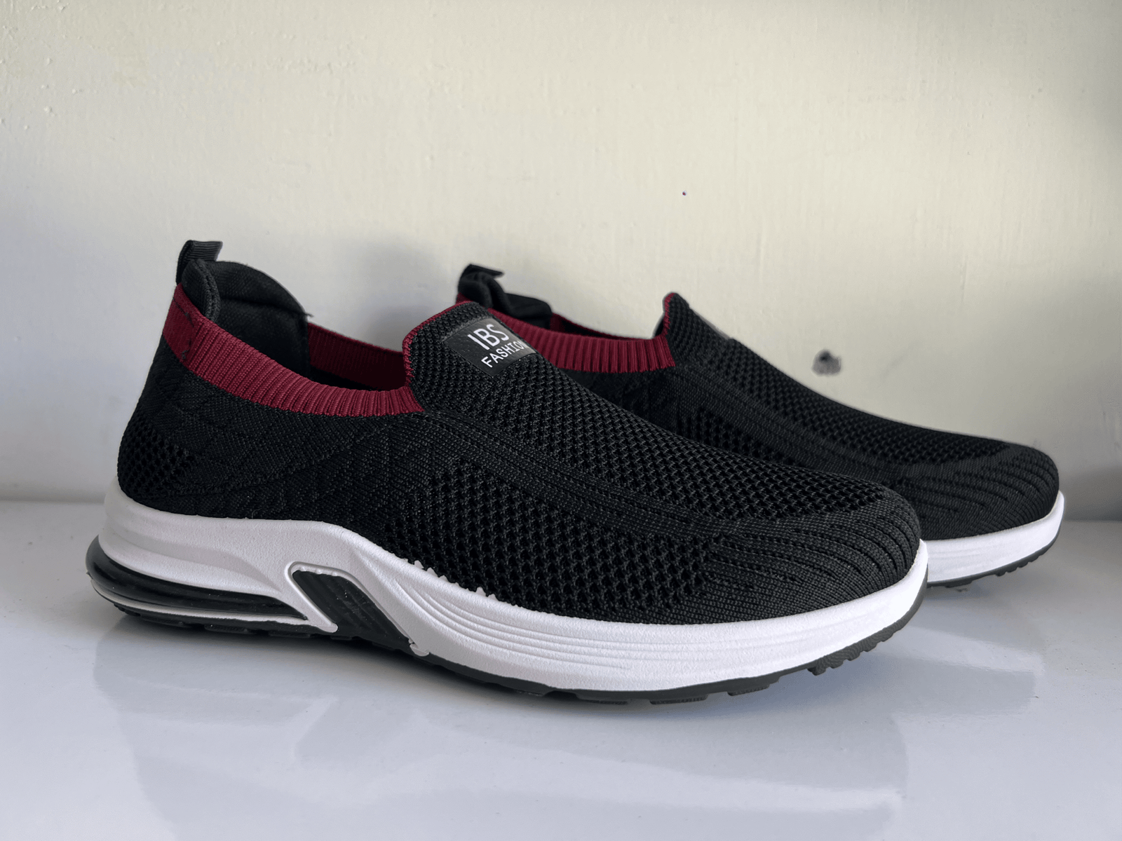women black slip on sneakers | ouchi wear