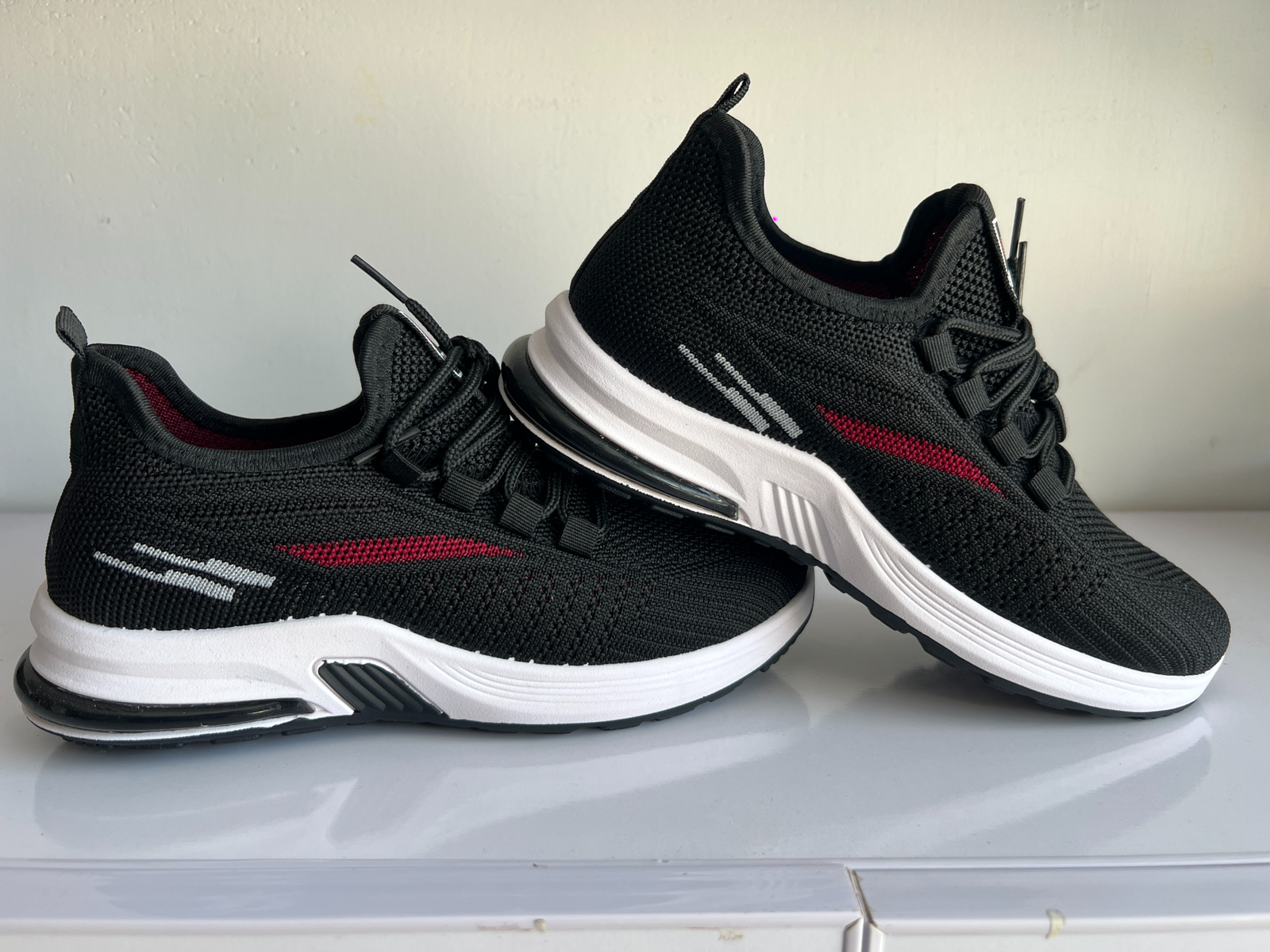 Unisex black Lightweight Knit Sports Sneakers