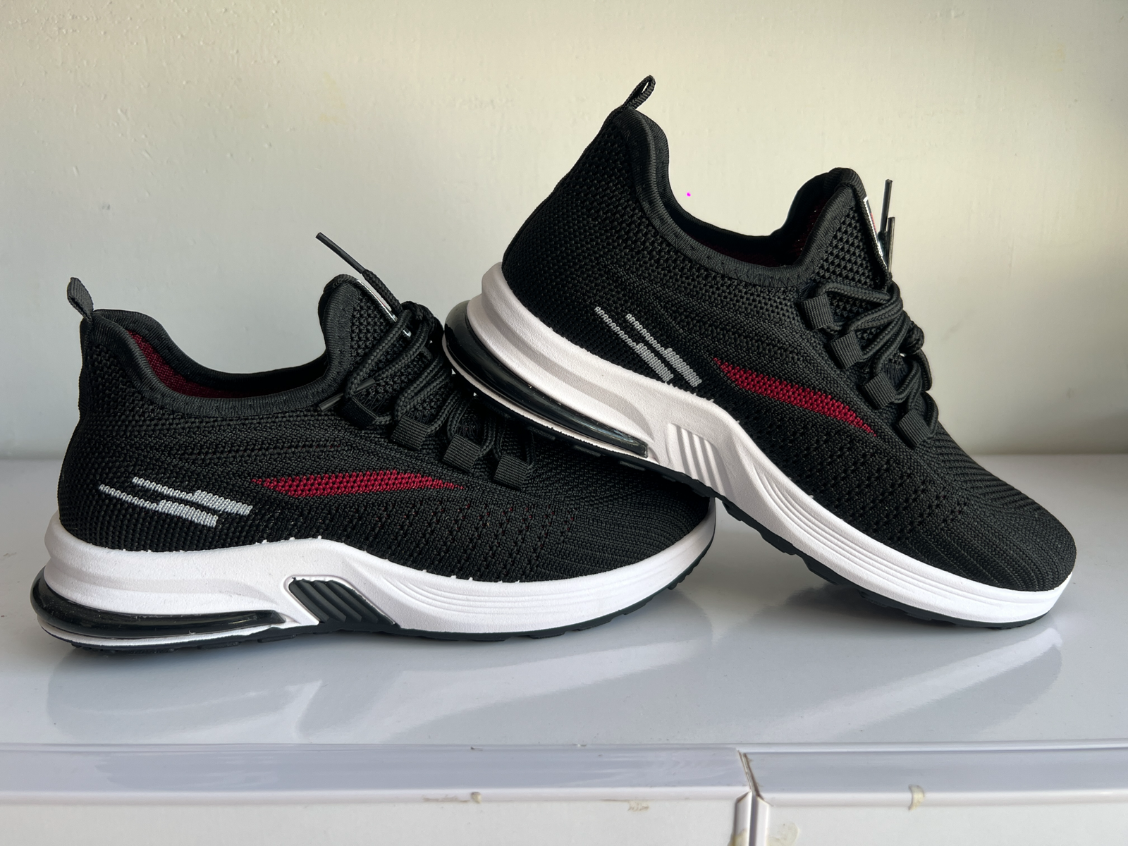 Unisex black Lightweight Knit Sports Sneakers