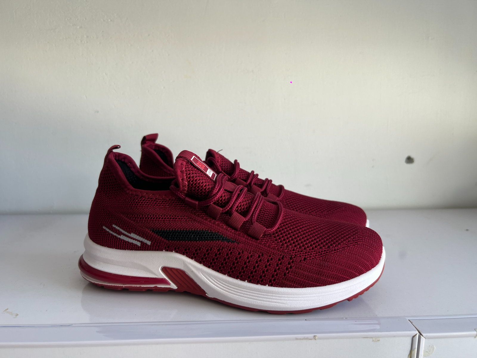 Unisex Maroon Lightweight Knit Sports Sneakers