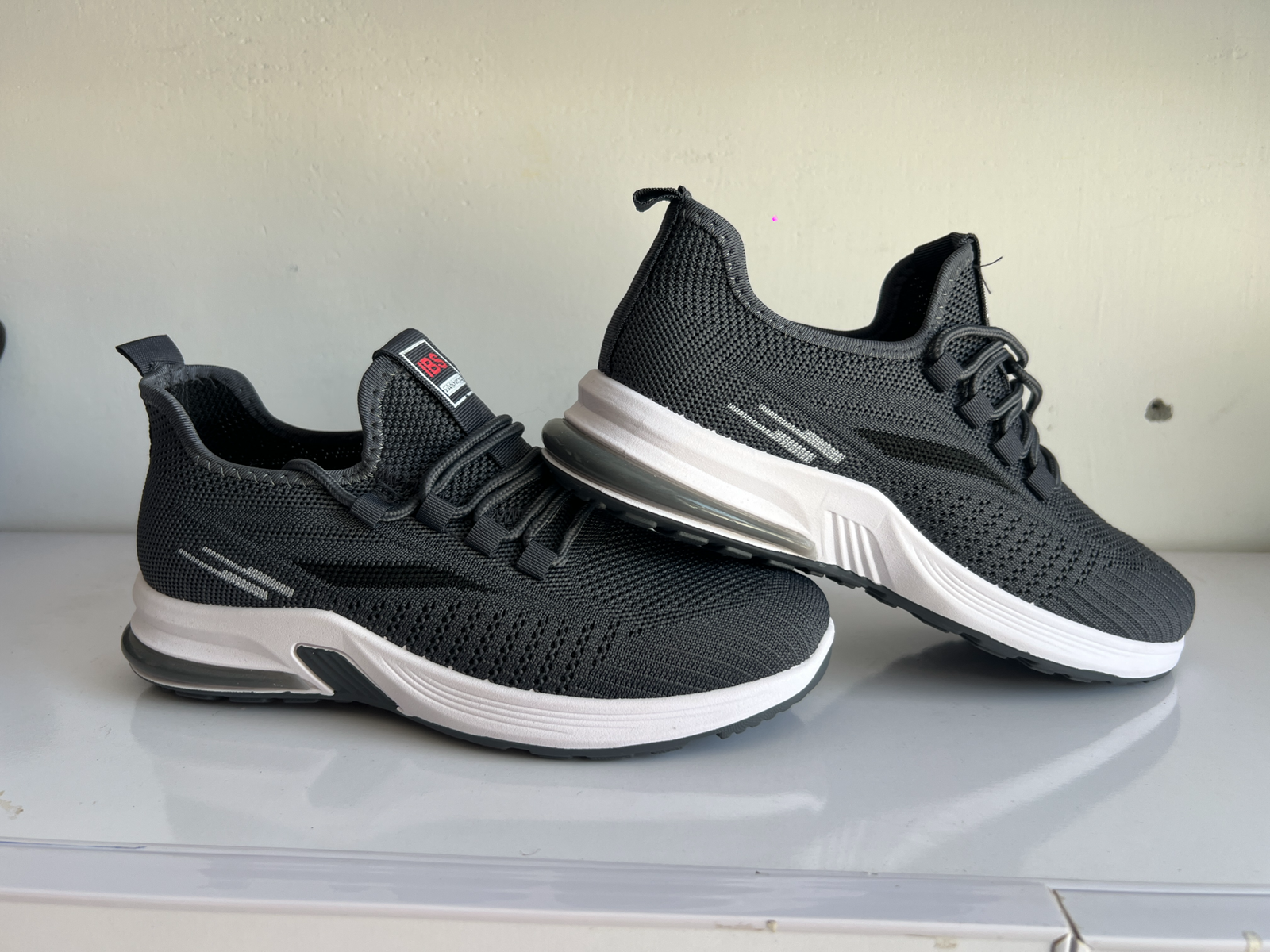 Unisex Grey Lightweight Knit Sports Sneakers