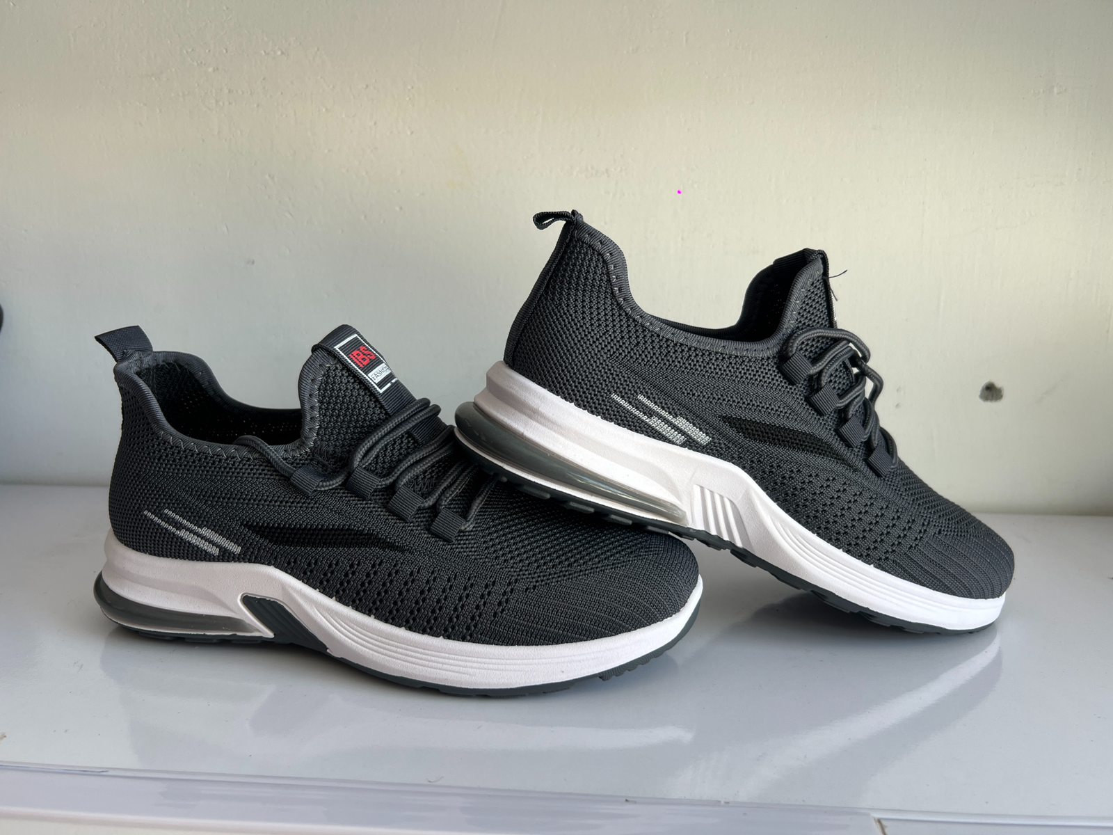 Unisex Grey Lightweight Knit Sports Sneakers