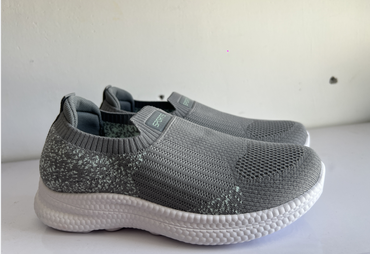 women grey slip on sneakers | Ouchi wears